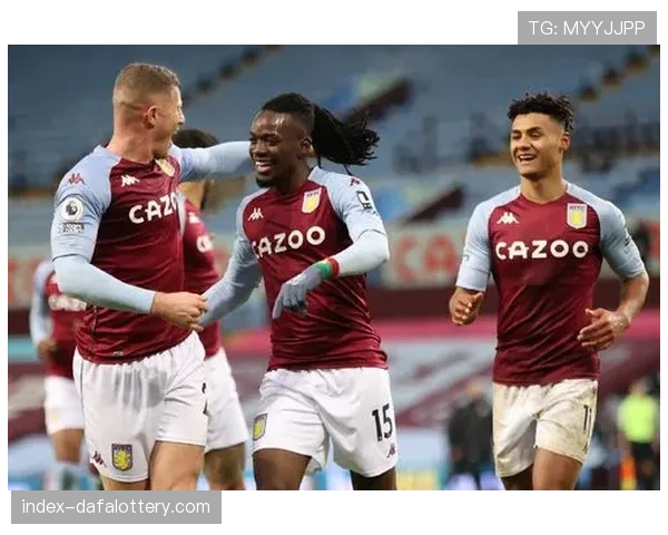 蜜蜂军团延续黑马本色 阿斯顿维拉轮换阵容付出代价