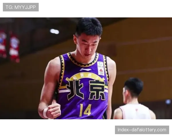 王少杰10分7篮板 广东内线轮换球员贡献有限 王少杰10分7篮板 广东内线轮换球员贡献有限